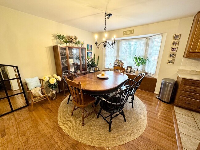 Building Photo - 117 Ashley Rd