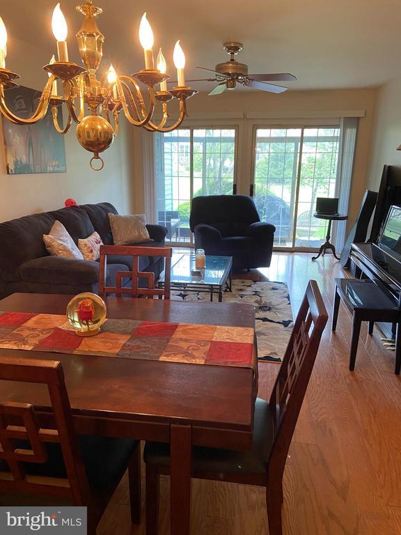 Building Photo - 8 Benjamin Franklin Dr