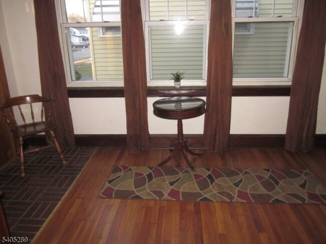 Building Photo - 45 Niles Ave