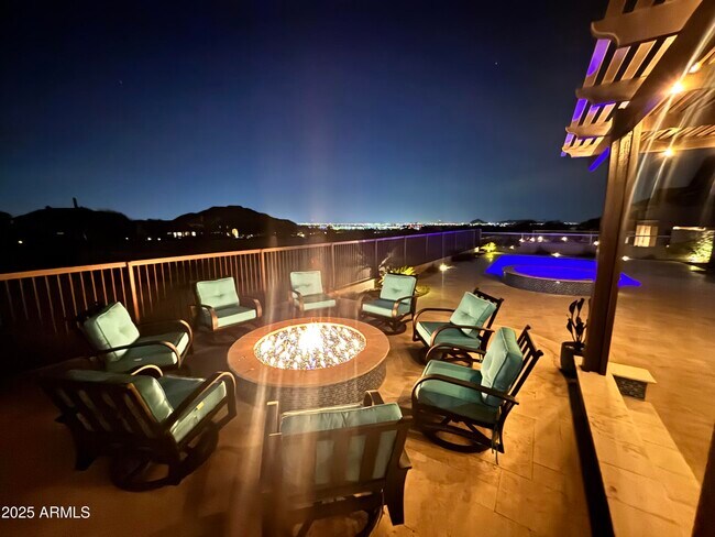 Building Photo - 7637 E Tasman Cir