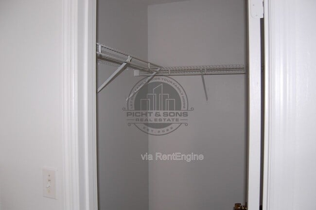 Building Photo - 2400 Barcelona Ct