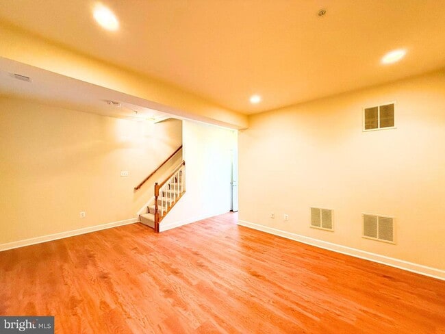 Building Photo - 310 Ridgemont Ave