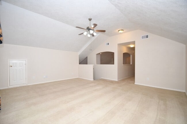 Building Photo - 10430 Sanibel Falls Ct