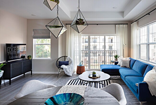 Building Photo - 2303 Jessica Cir