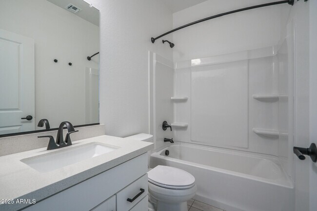 Building Photo - 20607 W Rancho Dr