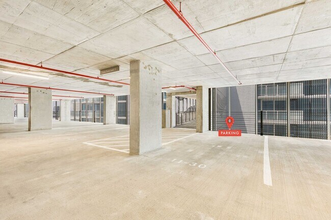 Building Photo - 1515 Liona St