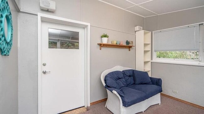 Building Photo - 1205 Miller Ave