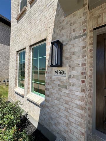 Building Photo - 15604 Amber St