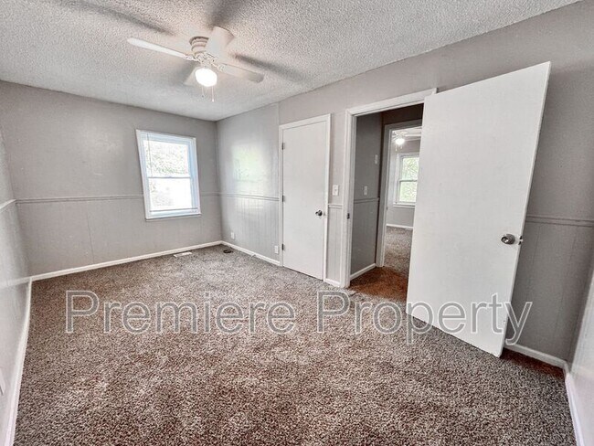 Building Photo - 5141 Booth Ave