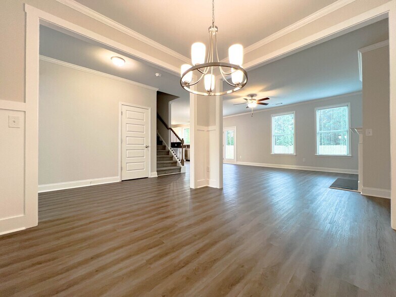 Building Photo - 3626 Lockaby Way