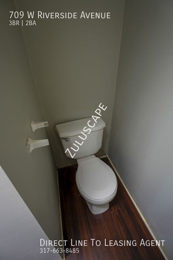 Building Photo - 709 W Riverside Ave