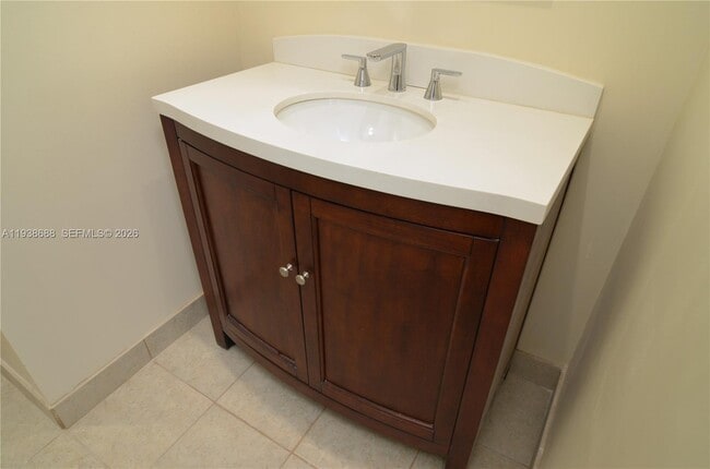 Building Photo - 2935 NE 163rd St