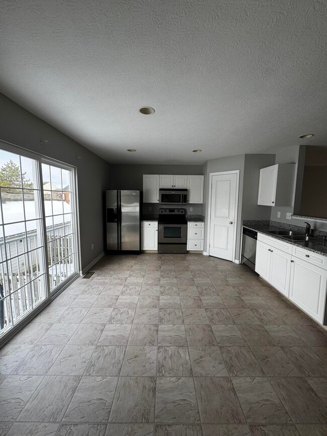 Building Photo - 2491 Aristocracy Cir