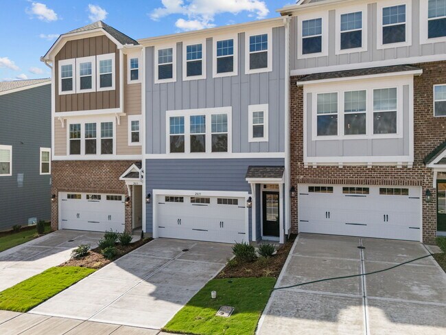 Building Photo - 2815 Carbondale Ct