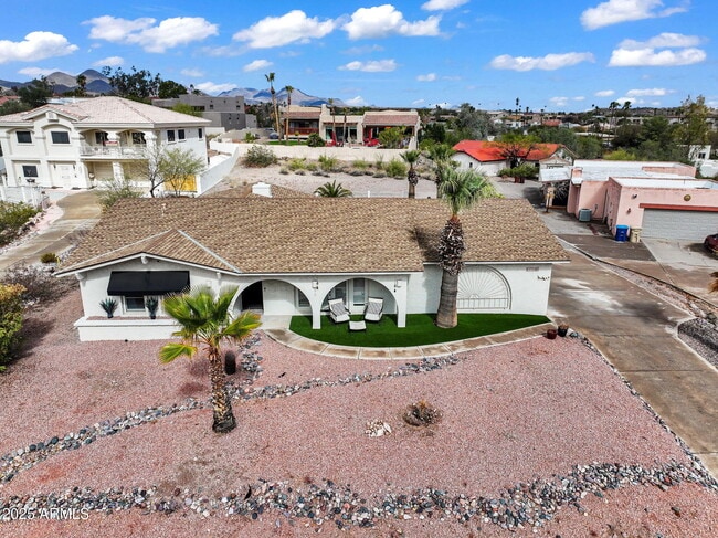 Building Photo - 17218 E Parlin Dr