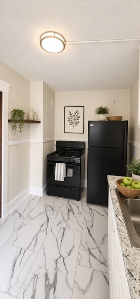 Building Photo - 2041 Elbur Ave