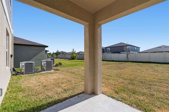 Building Photo - 1712 Tropical Oasis Ave