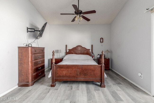 Building Photo - 5210 E Elmwood Cir