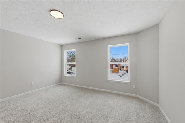 Building Photo - Brand New! 3 Bed 2.5 Bath