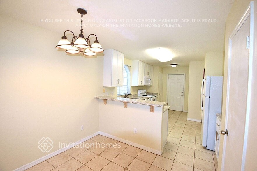 Building Photo - 1603 Chatham Cir