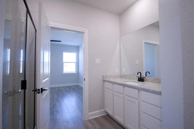 Building Photo - 910 Emerson Dr