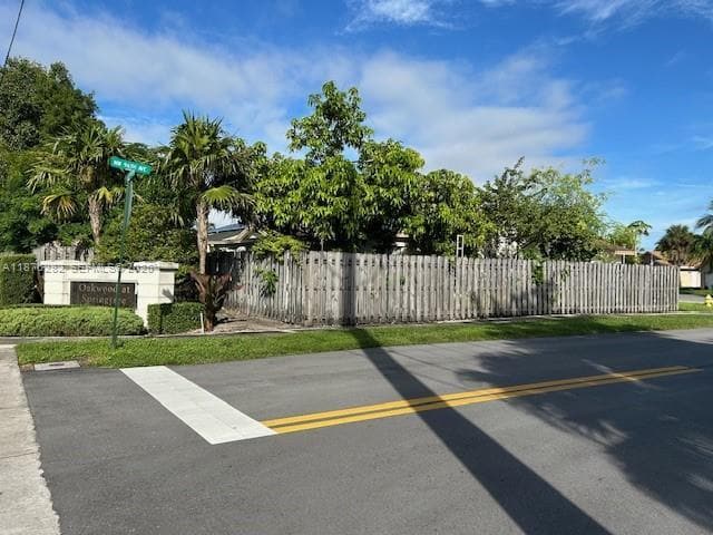 Building Photo - 9604 NW 49th St