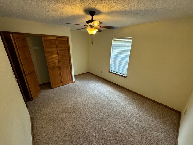 Building Photo - 1003 Chesterfield Cir
