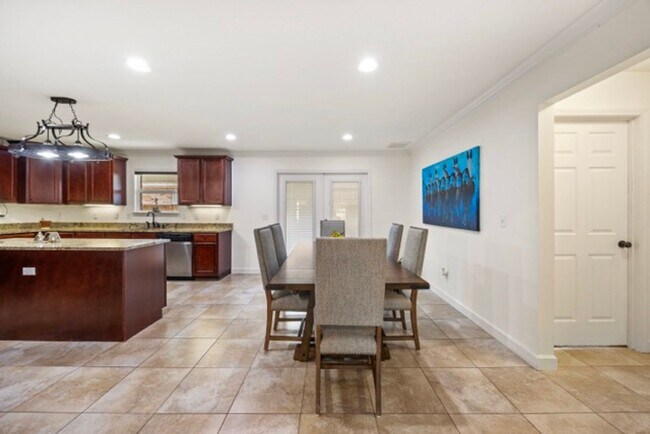 Building Photo - 3BR Smart Solar Home Near Eglin & Hurlburt AFB in Fort Walton Beach!