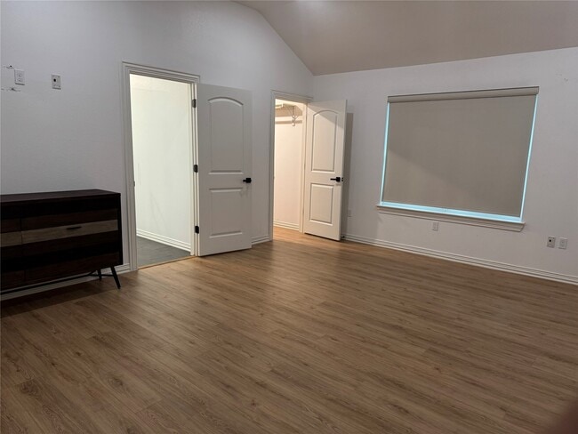 Building Photo - 8125 Sunnyhill St