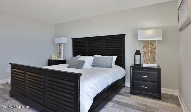 Building Photo - 1301 1st St S