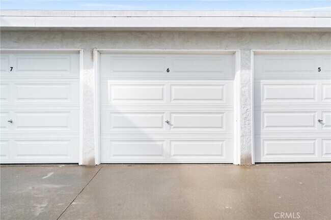 Building Photo - 18961 Florida St