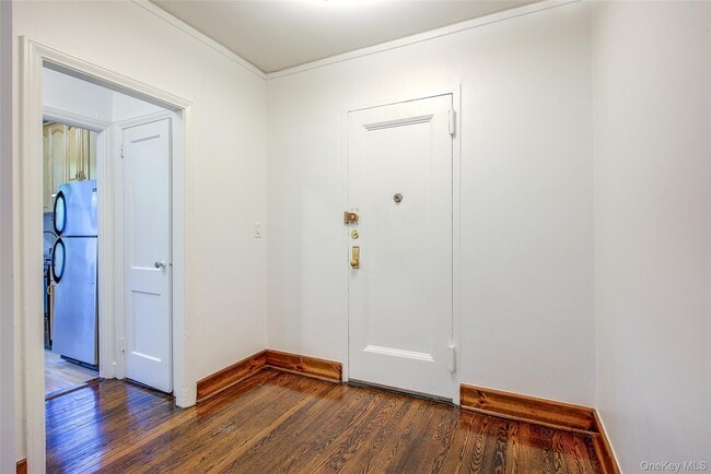 Building Photo - 34-40-40 79th St