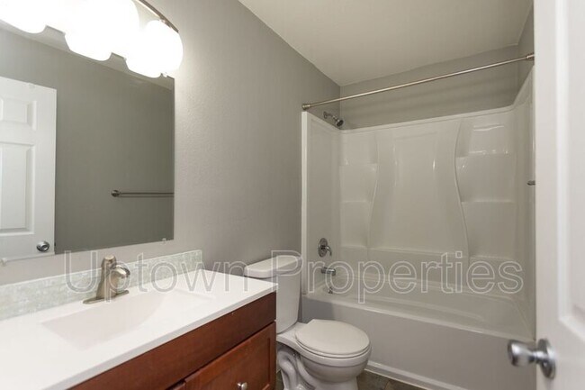 Building Photo - 12225 SW Longhorn Ln