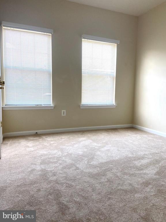 Building Photo - 12646 Heron Ridge Dr