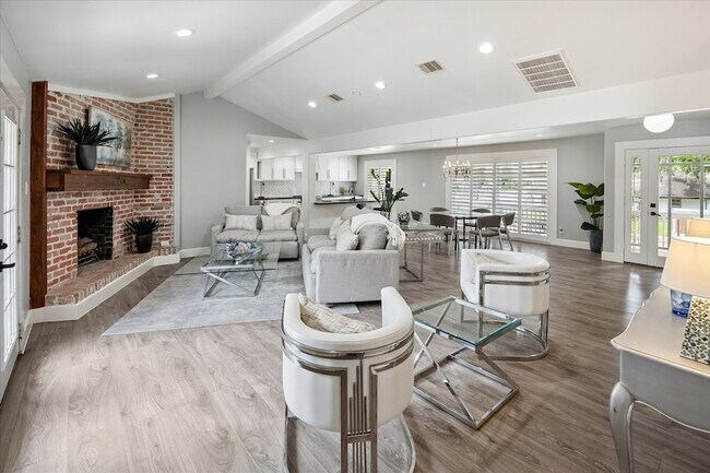 Building Photo - 4715 Braesvalley Dr