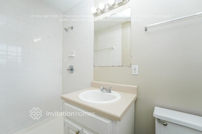 Building Photo - 343 Willowwind Dr