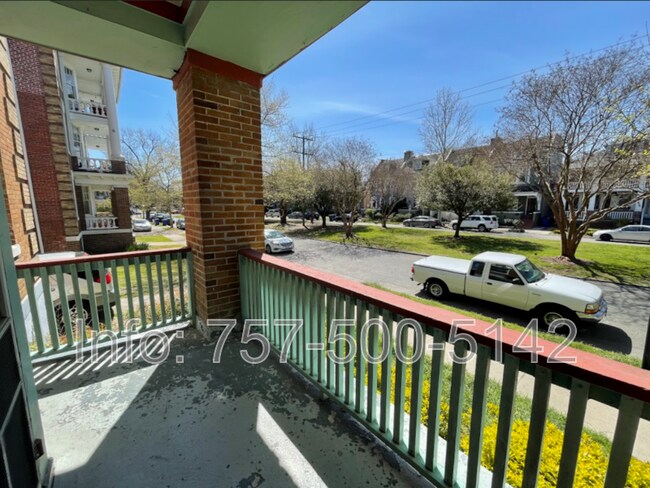 Building Photo - 622 Graydon Ave