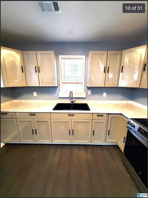 Building Photo - 1245 16th St SW