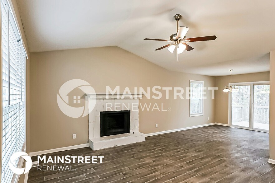 Building Photo - 6390 Snowden Dr