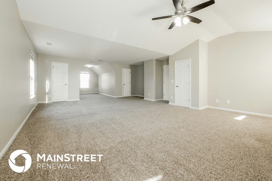 Building Photo - 548 Rosalind Terrace