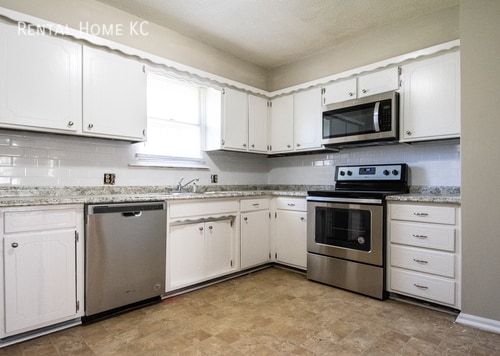 Building Photo - 1515 E Leona-