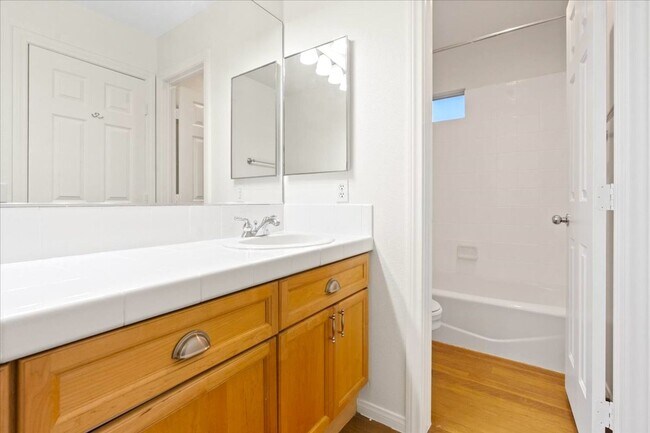 Building Photo - 1708 Cordoba Canyon St