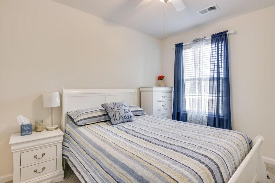 Building Photo - 970 Wolfpack Ct