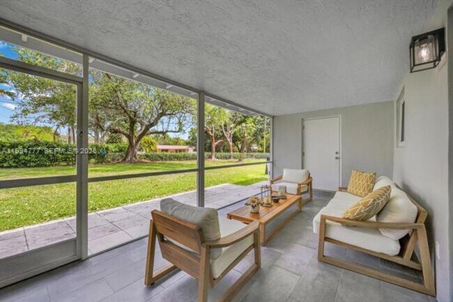 Building Photo - 11401 SW 81st Rd