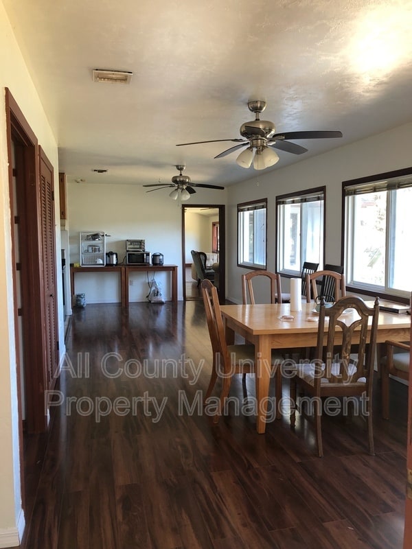 Building Photo - 23707 SE Hawthorne Rd