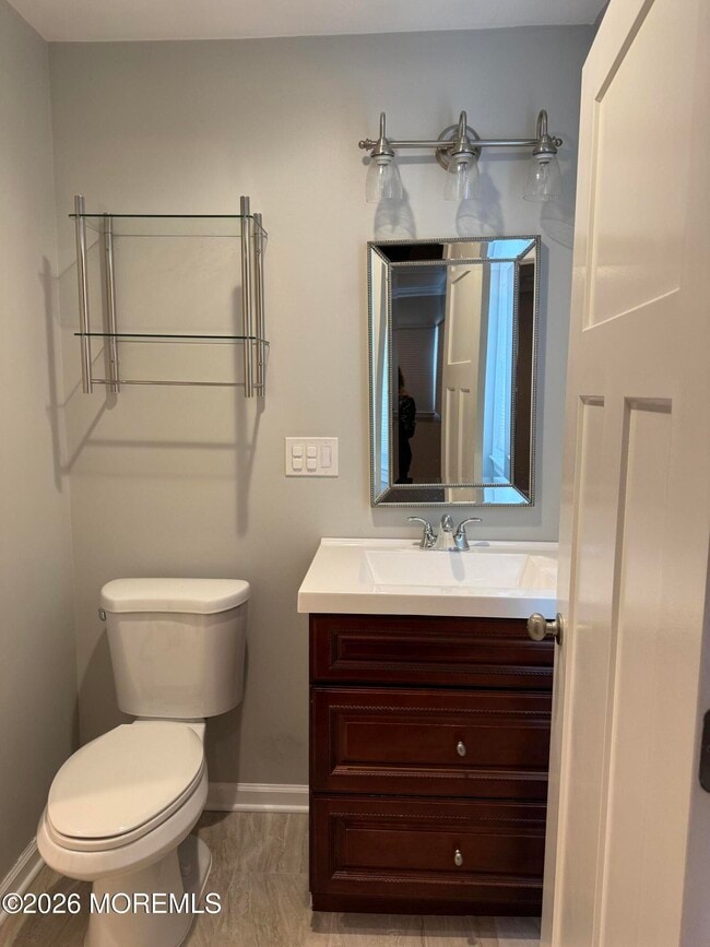 Building Photo - 35 Arno St