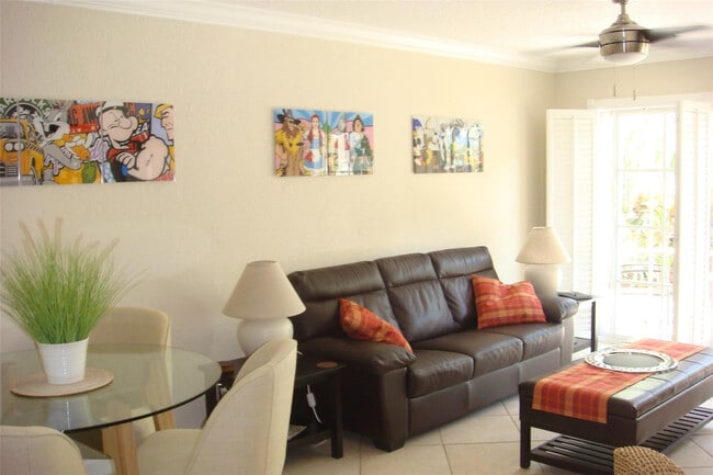 Building Photo - 1515 E Broward Blvd