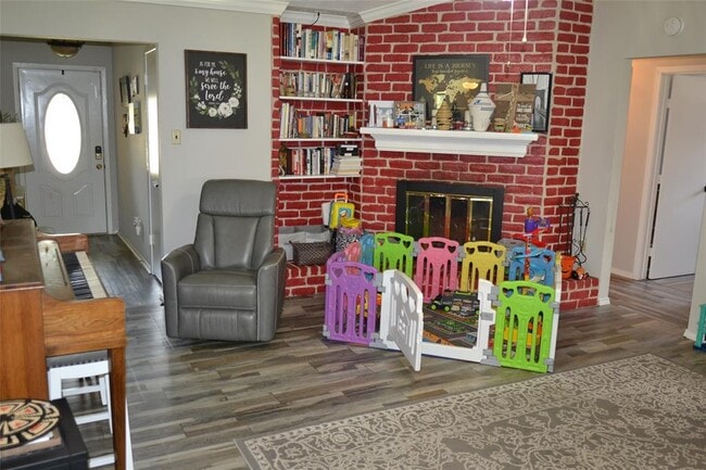 Building Photo - 10530 Permian Dr