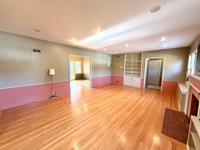 Building Photo - A Hidden Gem in the Heart of Claremont Village