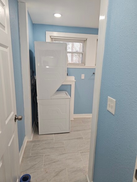 Building Photo - 505 S Magnolia St